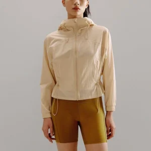 Light Woven Short Jacket